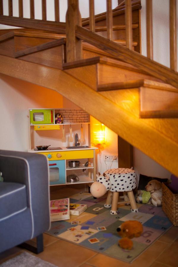 Dvor Strica Grge Apartment Kastelir Luaran gambar